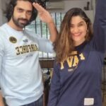 Archana Instagram - What a way to celebrate 75 years of Independence! This range of official Indian Armed Forces clothing is the coolest stuff to wear this season and forever! Navy, Army, Airforce... take your pick on @a47merch ! Love it! #india #indian #madeinindia #75thindependenceday #indianairforce #indianarmy #sweatshirts #indiannavy #desi #officialmerch #nationspride #wearyourpride #75years #75yearsofindependence #newlaunch #justin