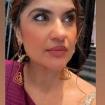 Archana Instagram - #saree my #desi #drape . . . Makeup @chaurasiapooja.mua Saree gifted by @rjpalakkhurana Blouse 20 years old by #shekharjuhutailor Photos SELFIES & Pooja Chaurasia