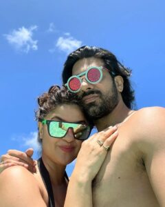 Archana Instagram - May we all be surrounded by an #ocean of #love 
.
.
.
#sun #sand #maldives #travel #couplegoals #us #youandi