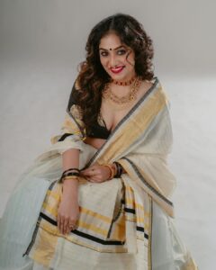 Arya Instagram - വിഷു 2022 ❤️

Concept & styling @sabarinathk_ 
Captured by @vivekmenonphotography 
MUA @mukeshmuralimakeover 
Saree @supriya_weavers_kuthampully 
Jewelry @meralda.jewels 
Studio @maxxocreative 
Special thanks @pranavraaaj @huwais.m 

#vishu2022 #celebration #keralam #newyear #loveandprosperity #picoftheday