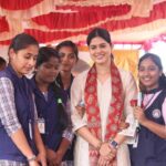 Asha Bhat Instagram - The change comes with participation !!! ನಮ್ಮದೇ ನೆಲದಲ್ಲಿ ಉದಾಹರಣೆಗಳ ಮೂಲಕ ಮುನ್ನಡೆಸಲು ನಾವು ಒಗ್ಗೂಡಿದರೆ ಬದಲಾವಣೆಯು ಪ್ರಾರಂಭವಾಗುತ್ತದೆ. ನನ್ನ ತಾಲೂಕಿನ ಸ್ವಚ್ ಭಾರತ್ ರಾಯಭಾರಿಯಾಗಿ, ನಾನು ನಮ್ಮ ನಗರವನ್ನು ಹೇಗೆ ಸ್ವಚ್ಛವಾಗಿಡಬೇಕು ಎಂಬುದರ ಕುರಿತು ಹಿರಿಯರು ಮತ್ತು ಶಾಲಾ ಮಕ್ಕಳೊಂದಿಗೆ ಸಂವಾದಾತ್ಮಕ ಅಧಿವೇಶನವನ್ನು ನಡೆಸಿದೆ. @sp_nishkal 📷 #swachbharat #swachbharatabhiyan #bhadravathi #shimoga #karnataka