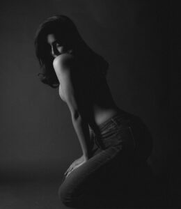 Avantika Mishra Instagram - I see it, I like it, I want it, I got it. 💫 
.
.
Shot by my favourite @pranav.foto