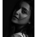 Avantika Mishra Instagram - What makes your 🖤 sing?