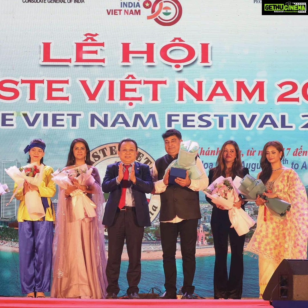 Avika Gor Instagram - Thank you 🙏🏻 #NhaTrang #namastevietnamfestival 🤩 What a proud feeling to represent Indian Cinema in Vietnam. 🇻🇳🇮🇳 Special thanks to everyone for having us in vietnam & making this festival a grand success- • H.E. Ambassador Pranay Verma • Consul General Dr. Madan Mohan Sethi • Madam Nguyet from Ministry of Foreign Affairs Khanh Hoa Province. • Ms Khanh from MOFA • Ms Ha from MOFA •Mr Tuan from Consulate General @battuann Last but not the least- •To the Curator of this festival @rahulsbali , thank you for this opportunity. You have got the best team - Mr. Anjan das & @anjali1312 ❤️ Can’t wait for the next festival 🤩 @raimasen @soma_laishram it was wonderful having to share the stage with you both supremely talented women.💕 I will see you soon🤗 Thank you to all the sponsors & partners for the amazing experience & hospitality. @vietjet @vietjetindia @lemeridiensaigon @lemeridienhotels @potiquehotel @almaresortvietnam Stylist- @styling.your.soul Outfit- @lavanyathelabel Nha Trang Opera House