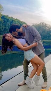 Avneet Kaur Instagram - Apna bana le on loop ♾❤️ Directed by - @avneetkaur_13