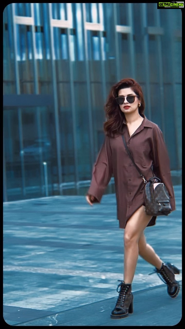 Avneet Kaur Instagram - 🤎🔥 #throwback #istanbul #reelsinstagram #reelitfeelit Istanbul, Turkey