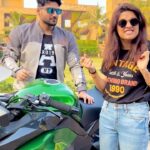 Avneet Kaur Instagram - Heavy Driver @avneetkaur_13 😂🙈 PS : Sit Only With Insurance Policy 😜 Pune, Maharashtra