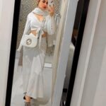 Avneet Kaur Instagram - Vibe check 🤍❕#airportlook #styledbyme #allwhite