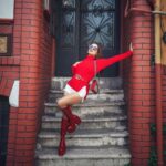Avneet Kaur Instagram - You don't own me I'm not just one of your many toys ❤️‍🔥 #styledbyme #throwback #istanbul #balat 📸- @simurg.photography Balat - Istanbul