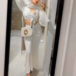 Avneet Kaur Instagram - Vibe check 🤍❕#airportlook #styledbyme #allwhite