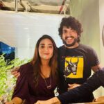 Bhanu Sri Mehra Instagram - Last night my birthday party 🥳 @ashu_uuu @sipligunjrahul @syedsohelryan_official @anchorshiva @actress_hariteja #birthdaywishes #thankyou #happyday #party #time #bhanusree🔥❤️