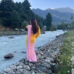 Bhanu Sri Mehra Instagram - 🌼 #missing #kashmir #bhanusree🔥❤️