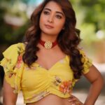 Bhanu Sri Mehra Instagram – 🌻

#mrngvibes #yellow #actorslife #telugupilla #bhanusree🔥❤️