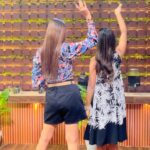 Bhanu Sri Mehra Instagram - BB Cafe. Bolo tarararaaa tarararaa💃 #instagram #instafashion #bbcafe #instadaily #reels #instadaily #bhanusree🔥❤️ #hybridpilla