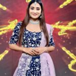 Bhanu Sri Mehra Instagram - 🦋 #instsgram #fashion #halfsaree #love #bhanusree🔥❤️