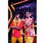 Bhanu Sri Mehra Instagram - Dance icon today 9pm on Gemini TV don't miss it guy's @raju_dhee10 @iam_assy_7 #dance #lovealways #bhanusree🔥❤️ #instsgramfashion