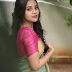 Bhavani Sre Instagram - Saree: @thepallushop Photography: @kanmaniphotography Make-up: @suganthi.themua Hair: @zuci.hairnmakeup Stylist: @style.with.kr Jewellery: @rimliboutique Blouse: @talesofthayal