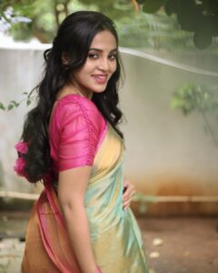 Bhavani Sre Instagram - Saree: @thepallushop
Photography: @kanmaniphotography
Make-up: @suganthi.themua
Hair: @zuci.hairnmakeup
Stylist: @style.with.kr
Jewellery: @rimliboutique
Blouse: @talesofthayal