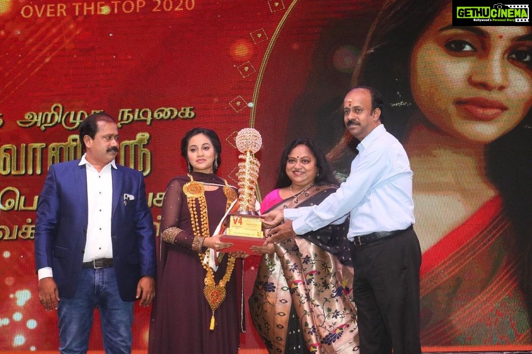 Bhavani Sre Instagram - Thank you V4 for awarding me best actress debut ! #kapaeranasingam #Thangam @idiamondbabu Thanks to Virumandi sir and Sudha Kongra ma’am ! Styled by : @navadevi.rajkumar