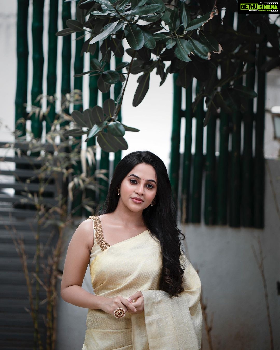 Bhavani Sre Instagram - @anjushankarofficial x @artistrybyolivia x @fifth_angle_studios x @rimliboutique x @jayashree_hairstylist