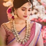 Bhavani Sre Instagram – MUAH: @makeupandhairbyrehana
Coordinated by : @makeoverbyimti
Wearing : @mabia_mb @priyaregan_84
Jewellery : @mspinkpantherjewel
Captured by : @jeevan_wedding_arts
Location : @jwa_babies