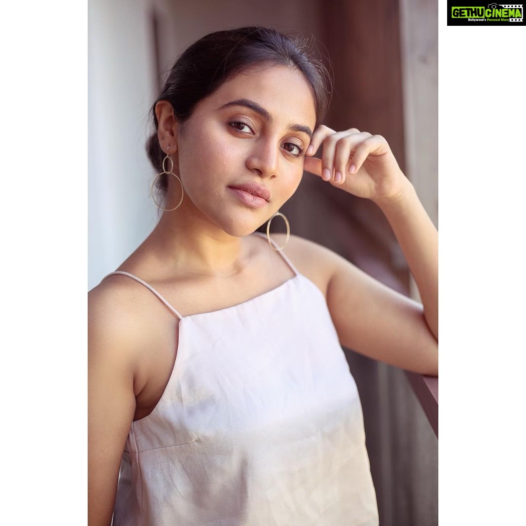 Bhavani Sre Instagram - @kanmaniphotography