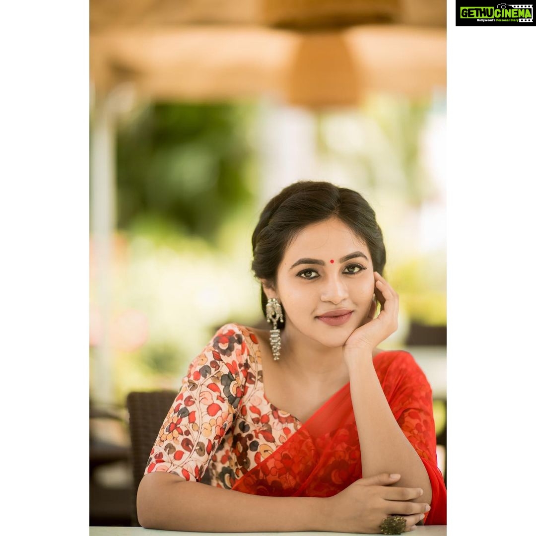 Bhavani Sre Instagram - Wearing : @swaadh Photography : @camerasenthil Stylist : @swapnaareddyofficial Make up : @artistrybyshanu Hair : @devismakeupartistry Accessories : @yoursethnically