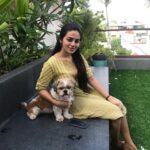 Bhavani Sre Instagram - The best therapist has fur and four legs❤️🐶 @gvprakash #chilli #Mywatchman #littleguard #unconditionallove❤️ #watchmanthemovie