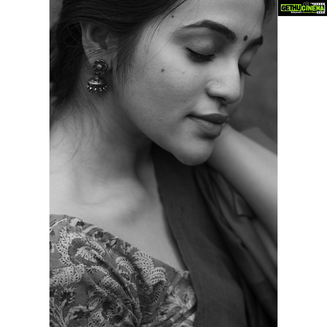 Bhavani Sre Instagram - Photography : @harini_sarathy