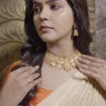 Chaitra Reddy Instagram - Looking for some styling inspiration for the festive season? I’ve got you covered! Whether you’re celebrating with your family or by yourself, traditional outfits are a festive-favourite. This year, I chose a Tanishq necklace inspired by the Chozha dynasty to add timelessness to my traditional look. The Chozha Necklace is a one-of-its-kind 22-karat piece from Tanishq’s festive collection named after the dynasty. It has the grand Vimana of the Tanjore temple and intricate Tamizhi inscriptions that make it a showstopper piece. Create your own look with a @tanishqjewellery piece inspired by Chozha history. #TanishqCelebratesChozha #ChozhaDynasty #tanishqindia