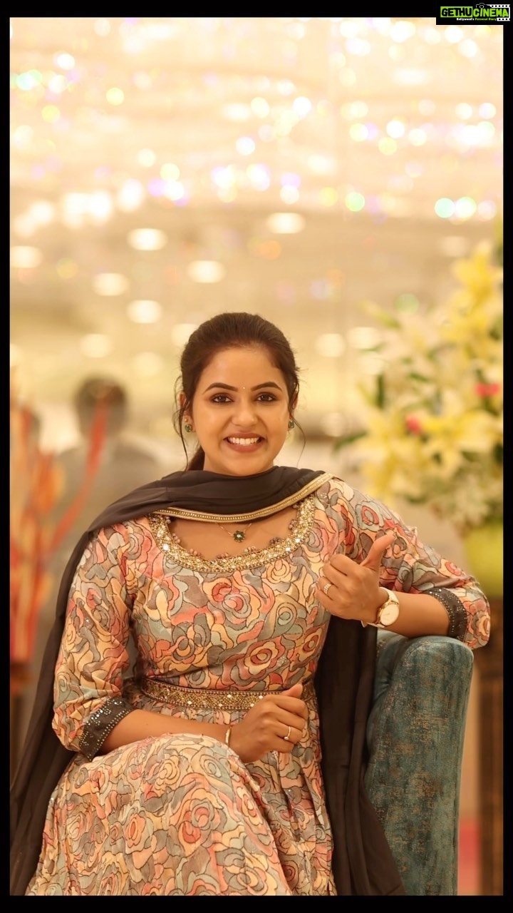 Chaitra Reddy Instagram - The festival of lights and wonder is almost here and it’s time to pay Super Saravana Stores a visit to shop for stunning Diwali looks! Find every style your heart desires with super offers, discounts, and deals to match. Take your family on the shopping spree of their dreams and get Diwali ready today! @supersaravanastores @superjewelleryindia Call us at 78239 13777 or 78239 23777 #diwalishopping #diwali2022 #festiveshopping #deepavali #diwalistyle #festivestyle #style #trends #ss22 #indianstyle #superstore #supersilks #silk #kidswear #festivalcollection #supersaravanastores #newcollections #shop #shopping #quality #chennai #saree #womenswear #chic #styles #instastyles #festivaltime