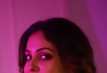 Chandini Tamilarasan Instagram - Happy weekend fam ❤️ Team📸: @the.portrait.culture @shotsbyuv @studio_j_by_jagadhish @sat_narain Mua - @mua_supriya Hairstylist - @prem_hairstyle Assisted by @ramanna386 Video Cuts and edits: @simionnura #chandinitamilarasan #chandini #ponniyinselvan #sol Chennai, India