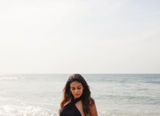 Chandini Tamilarasan Instagram - Wild and free just like the Sea. 📸 - @thestoryteller_india ✨ Styling - @navadevi.rajkumar ✨ Mua - @anupama.krishnamachari ✨ Hairstylist - @prem_hairstyle ✨ #chandinitamilarasan #chandini #tamil #tamilactress #photoshoot