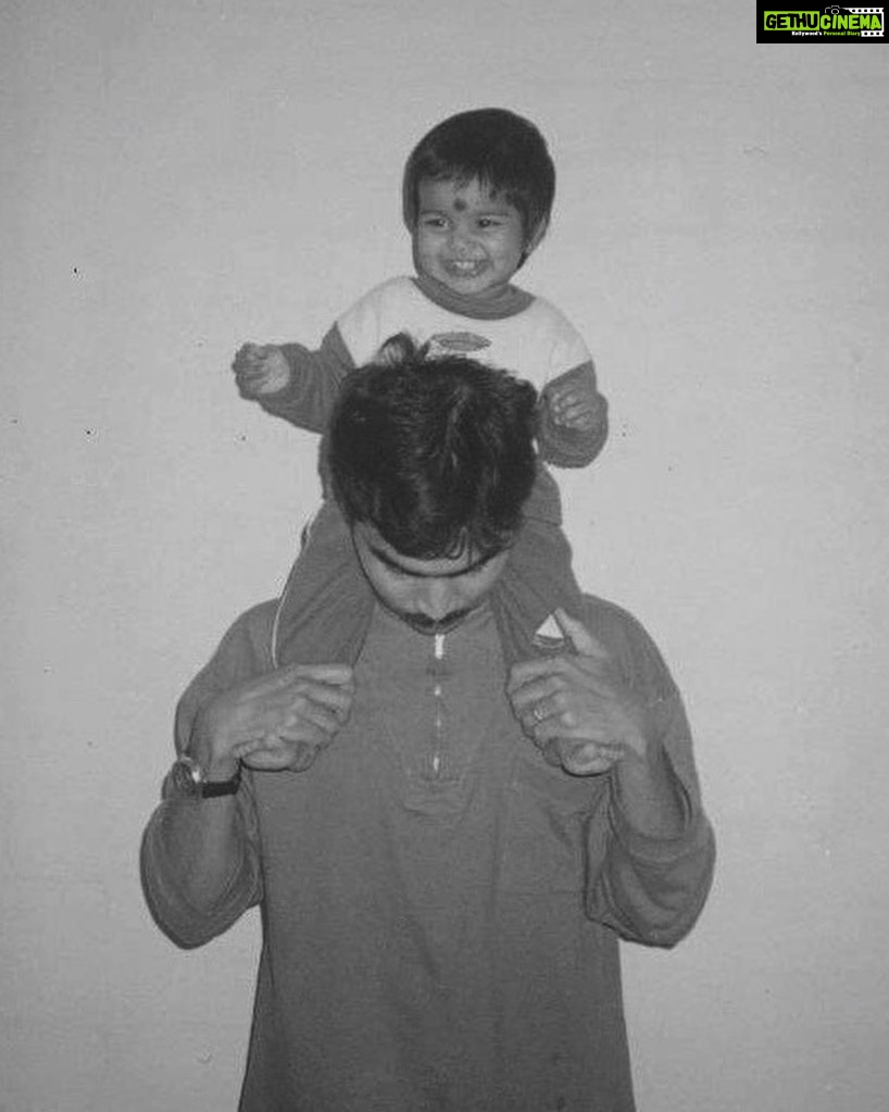 Chandrika Ravi Instagram - Happy birthday to my best friend and strength. The greatest man I’ve ever known and my one true love. I genuinely would be lost without you.. I’m so grateful for God blessing me with and incredible father like you. I love you so much daddy ❤️