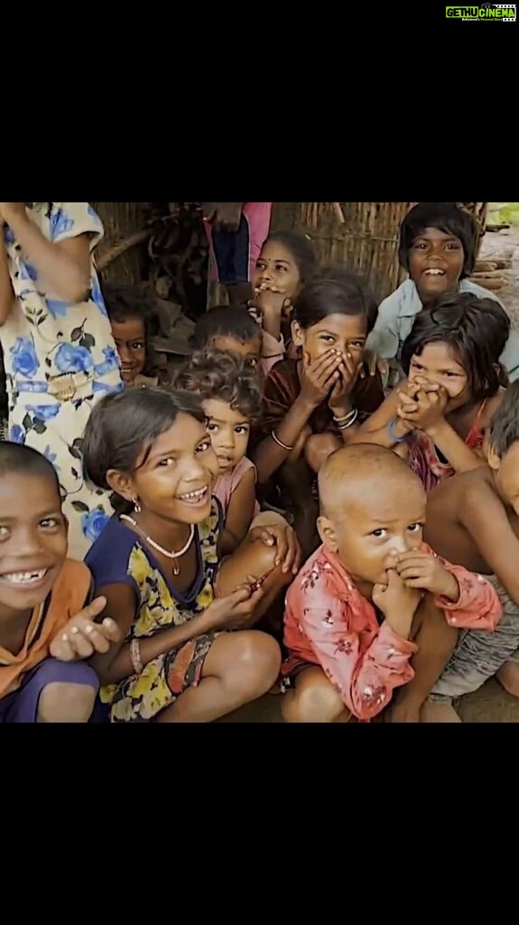 Chandrika Ravi Instagram - This Diwali join @earthangels_welfare_foundation and I to spread joy and light to these beautiful children and keep their smiles on their faces. Diwali is a time of love, joy, light and hope; so why not share cheer with those who need it the most. Children are so dear to my heart, and knowing that I am able to make the slightest difference in their lives is the most fulfilling feeling. Click the link in my stories or go to my Earth Angels highlight to donate. https://milaap.org/fundraisers/Support-Chandrikaravi-DiwaliWish India