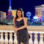 Darshana Banik Instagram – Hope you had a good weekend & charged up for a great week ahead 🤩💪🏻

And do not forget to watch #Jaalbandi

#throwback #oldpic #ustrip #sincity #lasvegas #travelphotography #travel #travelgram #instatravel Las Vegas, Nevada