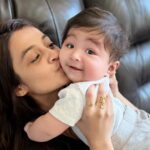 Darshana Banik Instagram - Finally met my nephew……my angel boy Vihaan 😇🥰🤩💕 #baby #nephew #babyboy #cutebaby #babiesofinstagram #babyreels #reel #reels #reelitfeelit #sanfrancisco #sanfranciscobayarea #bayarea #mountainview #california #usa Mountain View, California