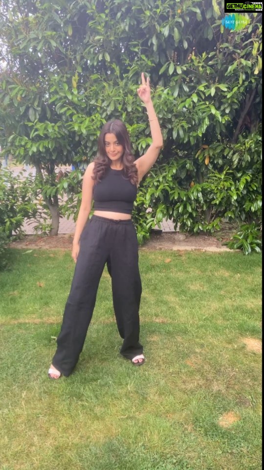 Darshana Banik Instagram - #HappyHoeJaReelChallenge is on! What are you waiting for? Get your creative hats on and make amazing reels now! Tag @saregamabengaliofficial @darshanabanik @om_sahani15 Winners get a chance to get a beautiful gift from SAREGAMA. Surprises await!! Hurry, participate now!