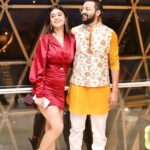 Darshana Banik Instagram – Glimpses from #Rish trailer launch event….

My styling done by @kiara_sen111 JW Marriott Hotel Kolkata