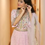 Darshana Banik Instagram - Everything is better in pink 💖 Dressed up for mahurat event 🪔 Wearing @rangoliindia Click @houseofmemories100 Ramada Dehradun