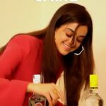 Darshana Banik Instagram - Enjoy this festive season with BACARDÍ CARTA BLANCA! A perfect accompaniment to kick start your festive celebration! #spon #bacardi #DOWHATMOVESYOU #BacardiRumTwo3 #enjoyresponsibly #drinkresponsibly #newhope #newbegining #stayhome #staysafe . . . . . . . . @sise.in #durgapuja #trendingreels #durgapuja2021 #igdurgapuja2021 #igdurgapujo #festival #cocktails #rum #festiveseason #celebration #kolkata #india