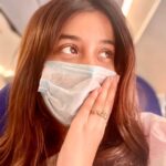 Darshana Banik Instagram - ‘Eyes meet and then look away’ kinda look 😆😉😜😅 What say ? #airportoutfit #ootd #staysafe
