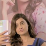 Darshana Banik Instagram - Are you looking for the best features of smartphone photography with the best of looks? I tried my hands on #vivoX60Series and now it is your turn to check it out #vivowb #PhotographyRedefined @theprofilepick @sonam_makeupartist