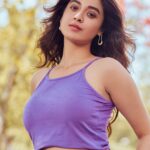 Darshana Banik Instagram - Look at people with the eyes of your heart 💜💜 @debasishbiswas_photography @sonam_makeupartist
