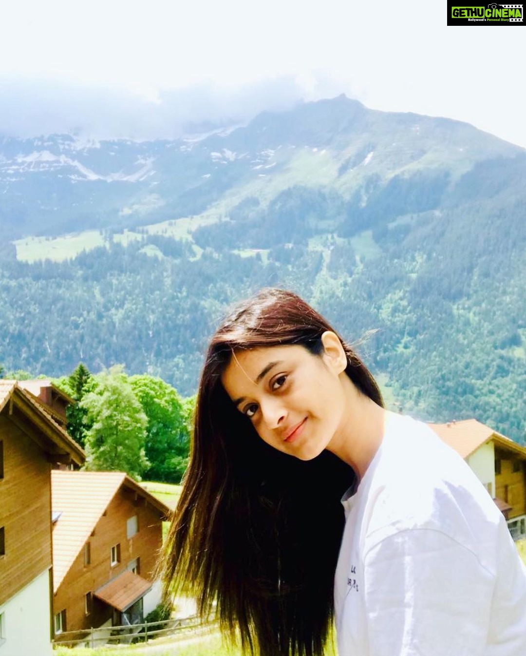 Darshana Banik Instagram - Love Nature 💐 #worldenvironmentday #throwback #instagood Switzerland