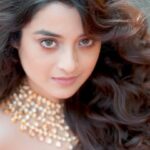 Darshana Banik Instagram - Where there’s a woman, there’s magic ❣️🌹 @bipradip_chakraborty @ig_baishakhi @gini_love21 @kiara__sennnn @siladitya_dutta #instagram AltAir - Capella