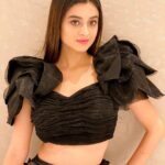 Darshana Banik Instagram - ♠️♣️♠️♣️ I usually do not enjoy the dressing up game and going to parties but for a change I am too missing the industry events. 🙈 Makeup @mainak.mk_up Styling @snehavermamakeup #throwback to last industry event attended.