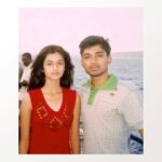 Darshana Banik Instagram - Jomer duare porlo kanta, Jamuna deye Jom’ke phonta, Ami di amar bhai’ke phonta —— Sharing a pic of me and my brother from our Andaman Trip. Back then I was in school and he was attending Engineering college. Missing my brother so much today. Its been so many years that we have not celebrated bhai phonta together. He works in San Francisco and I understand it is not feasible to come down on every festival. Hope next time we are together. Everyone enjoy #BhaiPhonta #Bhaidooj 💞 Andaman and Nicobar Islands