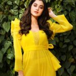 Darshana Banik Instagram - No winter lasts forever.. No spring skips its turn.. @somnath_royimage @mousumidebnath9006 @sahababusona @gini_love21 JW Marriott Hotel Kolkata