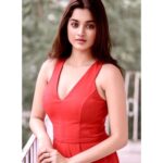 Darshana Banik Instagram - Simplicity is my forte, not vice. @debasishbiswas_photography @sonam_makeupartist KOLKATA